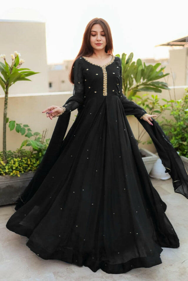 Embroidered with Pearls Attached Long Maxi With Lace Work Chiffon Dupatta 3Pcs