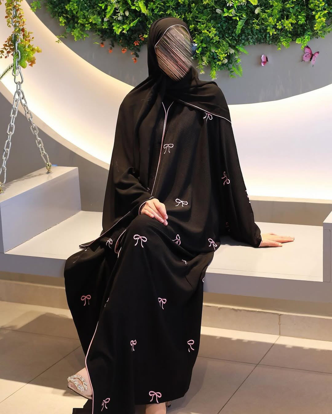 Trending Bow Abaya with Stoller – Elegant Modest Style 2025