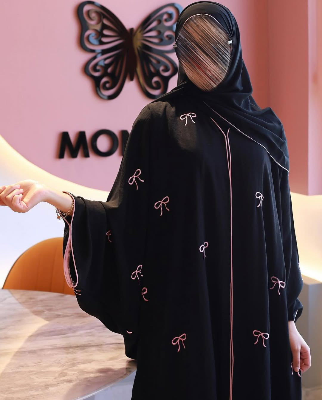 Trending Bow Abaya with Stoller – Elegant Modest Style 2025
